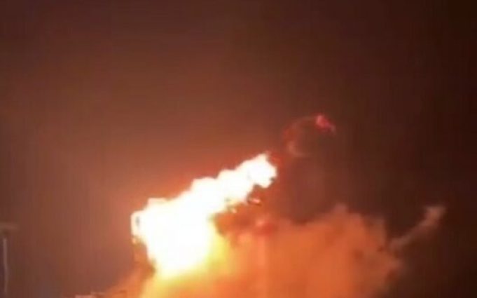 У Росії вночі знову горів НПЗ. ВIДЕО У-Росії-вночі-знову-горів-НПЗ.-ВiДЕО