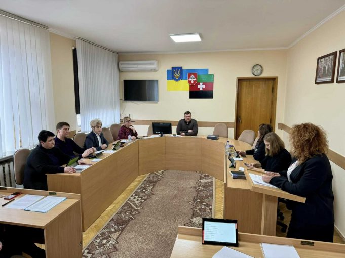 На черговому засіданні виконавчого комітету розглянули 24 питання На-черговому-засіданні-виконавчого-комітету-розглянули-24-питання