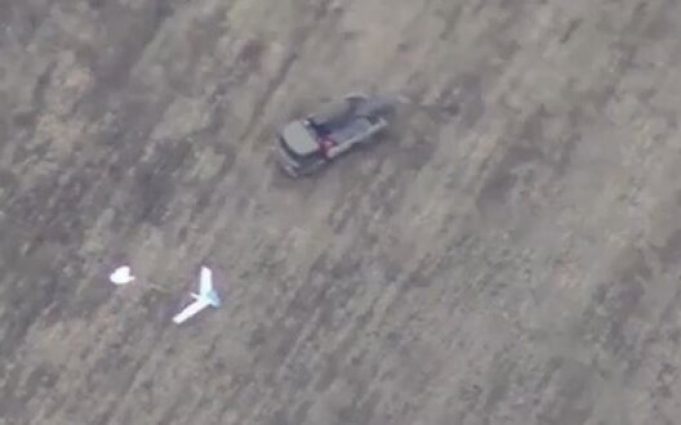 “HIMARS” поцілив у пускову установку безпілотників ZALA та “Ланцет”. ВIДЕО “himars”-поцілив-у-пускову-установку-безпілотників-zala-та-“Ланцет”.-ВiДЕО