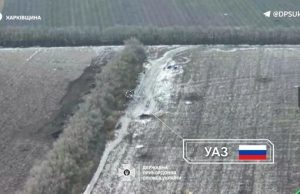 Прикордонники дроном атакували російську “буханку” на Харківщині. ВIДЕО Прикордонники-дроном-атакували-російську-“буханку”-на-Харківщині.-ВiДЕО