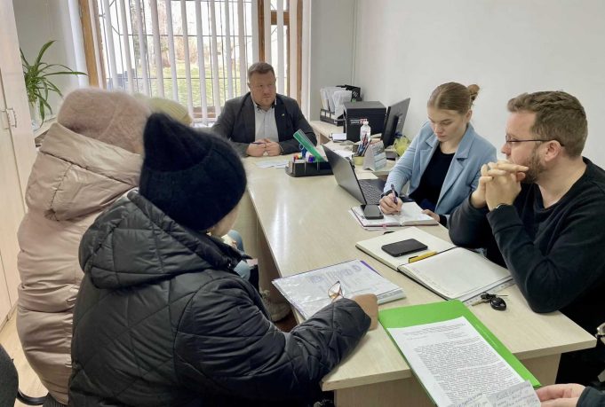 Міський голова провів прийом громадян у Нововолинську Міський-голова-провів-прийом-громадян-у-Нововолинську