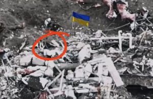 Морпіх одноосібно відбиває штурм окупантів у Кринках. ВIДЕО безпілотника Морпіх-одноосібно-відбиває-штурм-окупантів-у-Кринках.-ВiДЕО-безпілотника