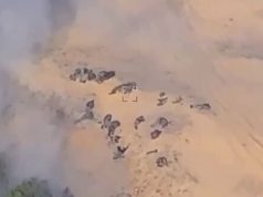 HIMARS поцілив по полігону росіян на Херсонщині та ліквідував близько 60 окупантів. ВIДЕО himars-поцілив-по-полігону-росіян-на-Херсонщині-та-ліквідував-близько-60-окупантів.-ВiДЕО