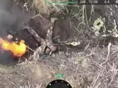 Окупант гине від детонації боєприпасів у кишенях свого загиблого товариша. ВIДЕО Окупант-гине-від-детонації-боєприпасів-у-кишенях-свого-загиблого-товариша.-ВiДЕО