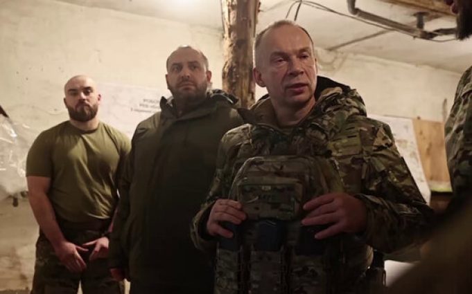 Сирський про візит на передові командні пункти: Захист військ від дронів та ударів з повітря... Сирський-про-візит-на-передові-командні-пункти:-Захист-військ-від-дронів-та-ударів-з-повітря.