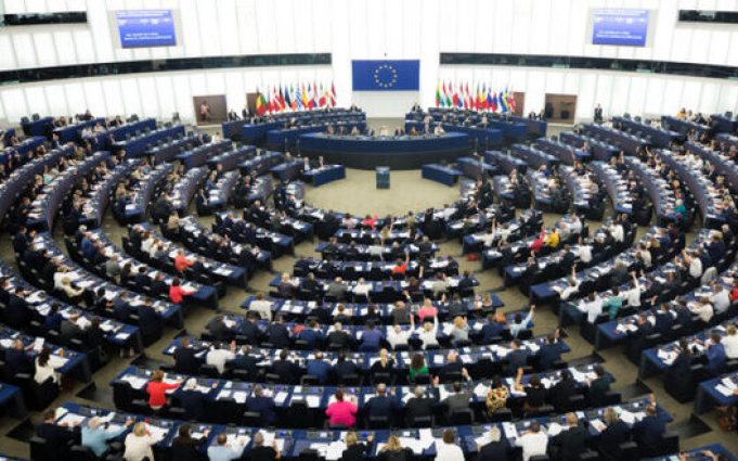 Європарламент схвалив 50 млрд євро допомоги Україні. ВIДЕО Європарламент-схвалив-50-млрд-євро-допомоги-Україні.-ВiДЕО