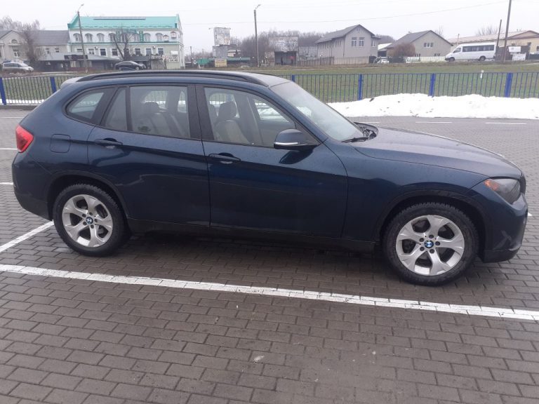 Продам BMW X1 2012 року