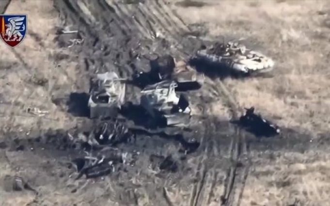 Бійці 81 ОАеМБр розбили колону з 14 одиниць ворожої техніки під Білогорівкою. ВIДЕО Бійці-81-ОАеМБр-розбили-колону-з-14-одиниць-ворожої-техніки-під-Білогорівкою.-ВiДЕО