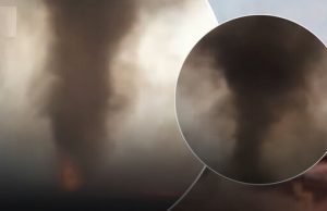 Вихор вогню, диму та попелу: Росією пронісся вогняний смерч. ВIДЕО Вихор-вогню,-диму-та-попелу:-Росією-пронісся-вогняний-смерч.-ВiДЕО