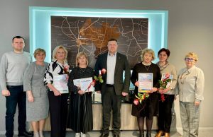 Військові передали Подяки колективам установ Нововолинської громади Військові-передали-Подяки-колективам-установ-Нововолинської-громади