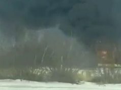 НП на Бєлгородщині: у МНС підтвердили влучання БПЛА в нафтобазу, горить резервуар. ВIДЕО НП-на-Бєлгородщині:-у-МНС-підтвердили-влучання-БПЛА-в-нафтобазу,-горить-резервуар.-ВiДЕО