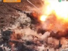 Ворожа бронемашина розлітається на друзки після детонації. ВIДЕО Ворожа-бронемашина-розлітається-на-друзки-після-детонації.-ВiДЕО