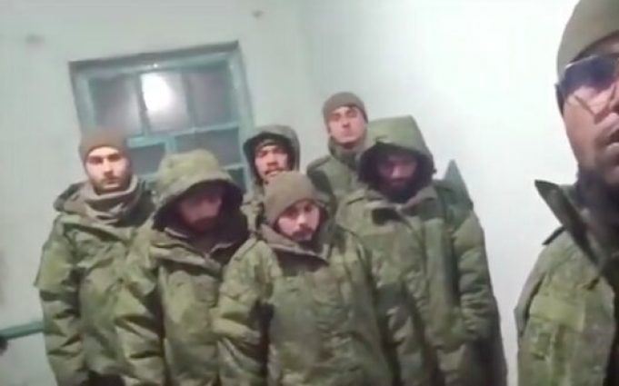 РФ змушує туристів з Індії воювати проти України, – індійські ЗМІ. ВIДЕО РФ-змушує-туристів-з-Індії-воювати-проти-України,-–-індійські-ЗМІ.-ВiДЕО