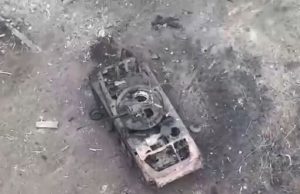 Знищена ворожа БМП-2 та залишки російського десанту на донецькому напрямку. ВIДЕО 18+ Знищена-ворожа-БМП-2-та-залишки-російського-десанту-на-донецькому-напрямку.-ВiДЕО-18+