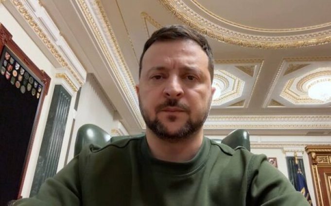 Залужний хотів, щоб його призначили на дипломатичний напрямок, – Зеленський. ВIДЕО Залужний-хотів,-щоб-його-призначили-на-дипломатичний-напрямок,-–-Зеленський.-ВiДЕО