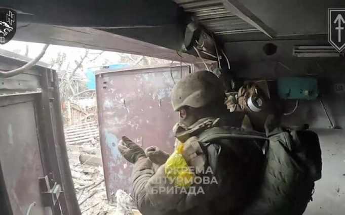 Бійці Третьої штурмової бригади показали бої з ворогом з Авдіївки. ВIДЕО Бійці-Третьої-штурмової-бригади-показали-бої-з-ворогом-з-Авдіївки.-ВiДЕО