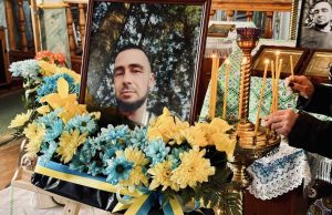 Назавжди 43: Нововолинська громада попрощалася із військовослужбовцем Олександром Степюком Назавжди-43:-Нововолинська-громада-попрощалася-із-військовослужбовцем-Олександром-Степюком