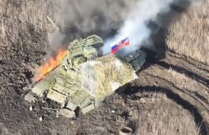 Палаюча ворожа техніка на авдіївському напрямку. ВIДЕО Палаюча-ворожа-техніка-на-авдіївському-напрямку.-ВiДЕО