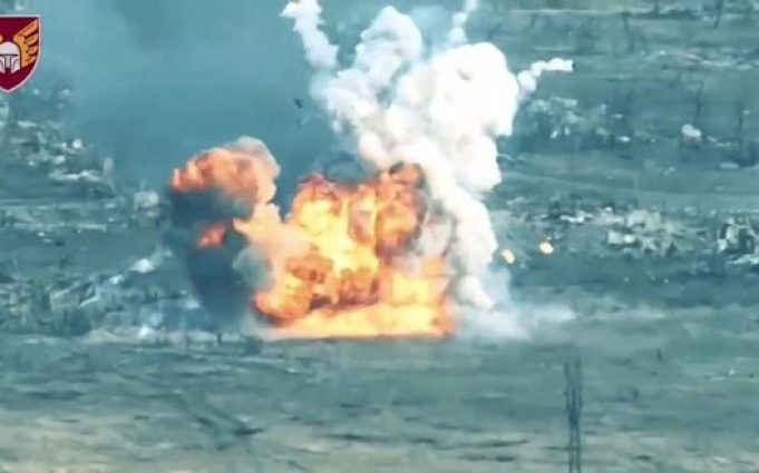 Знищення російського ТОС-1А “Солнцепек”. ВIДЕО Знищення-російського-ТОС-1А-“Солнцепек”.-ВiДЕО