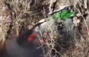 Дрон-камікадзе влучає у ворожий ЗРК “БУК” на куп’янському напрямку. ВIДЕО Дрон-камікадзе-влучає-у-ворожий-ЗРК-“БУК”-на-куп’янському-напрямку.-ВiДЕО