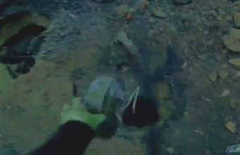 Бійці викурюють окупантів із нір протитанковими мінами ТМ-62. ВIДЕО Бійці-викурюють-окупантів-із-нір-протитанковими-мінами-ТМ-62.-ВiДЕО