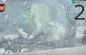 Окупант застрелився на полі бою поблизу Мар’їнки на Донеччині. ВIДЕО Окупант-застрелився-на-полі-бою-поблизу-Мар’їнки-на-Донеччині.-ВiДЕО