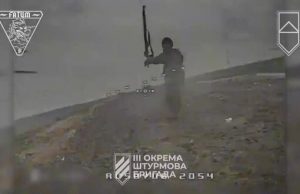 Бійці 3 ОШБр вдарили по росіянах та знищили ББМ та САУ окупантів у районі Авдіївки.... Бійці-3-ОШБр-вдарили-по-росіянах-та-знищили-ББМ-та-САУ-окупантів-у-районі-Авдіївки.