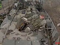 Дрон-камікадзе влучає у ворожий БТР-82А на Бахмутському напрямку. ВIДЕО Дрон-камікадзе-влучає-у-ворожий-БТР-82А-на-Бахмутському-напрямку.-ВiДЕО