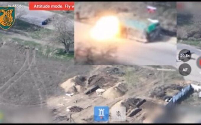 Морські піхотинці атакували дроном ворожий блокпост з окупантами. ВIДЕО Морські-піхотинці-атакували-дроном-ворожий-блокпост-з-окупантами.-ВiДЕО