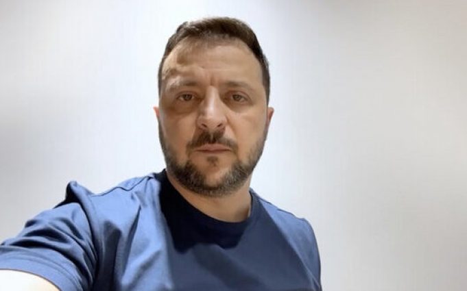 Зеленський анонсував нові кадрові ротації: “Це ще не всі рішення, які підготовлені”. ВIДЕО Зеленський-анонсував-нові-кадрові-ротації:-“Це-ще-не-всі-рішення,-які-підготовлені”.-ВiДЕО
