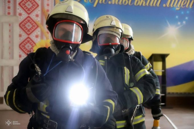 На Волині рятувальники й пожежники-добровольці провели чергове спільне навчання