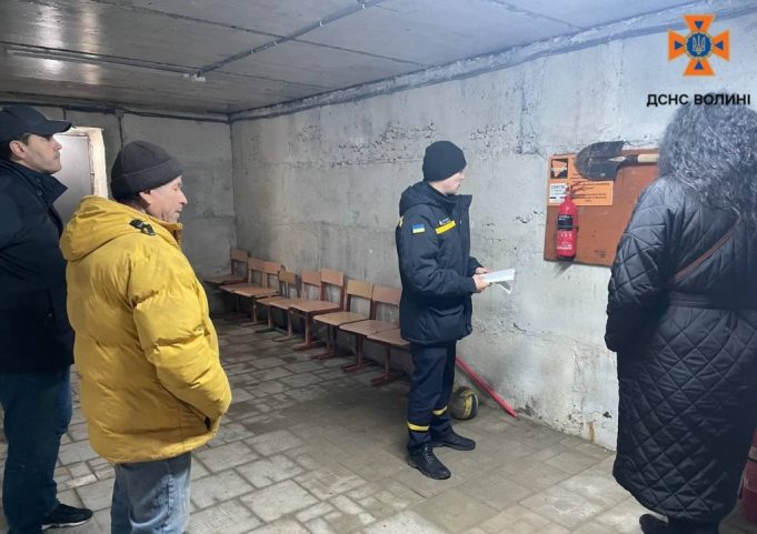 Фахівці ДСНС спільно з органами місцевого самоврядування провели огляди стану найпростіших укриттів закладів освіти Нововолинської...