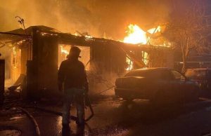 Курськ атакували безпілотники, по місту виникло кілька пожеж. ВІДЕО+ФОТОрепортаж Курськ-атакували-безпілотники,-по-місту-виникло-кілька-пожеж.-ВІДЕО+ФОТОрепортаж