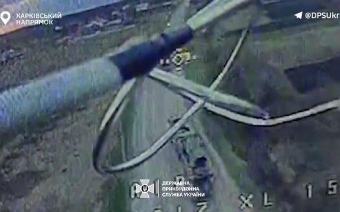 Прикордонники знищили РСЗВ “Ураган”, – ними росіяни обстрілювали Харківщину. ВIДЕО Прикордонники-знищили-РСЗВ-“Ураган”,-–-ними-росіяни-обстрілювали-Харківщину.-ВiДЕО