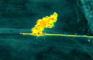 Бійці підрозділу “BULAVA” FPV-дронами “Дикі шершні” знищили колону ворожої техніки. ВIДЕО Бійці-підрозділу-“bulava”-fpv-дронами-“Дикі-шершні”-знищили-колону-ворожої-техніки.-ВiДЕО