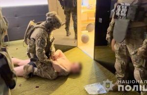 Банду на чолі з кримінальним авторитетом затримали на Полтавщині. ВІДЕО+ФОТОрепортаж Банду-на-чолі-з-кримінальним-авторитетом-затримали-на-Полтавщині.-ВІДЕО+ФОТОрепортаж