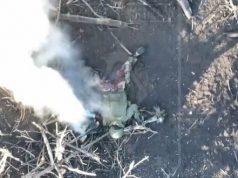 Боєприпас влучає окупанту в зад. ВIДЕО 18+ Боєприпас-влучає-окупанту-в-зад.-ВiДЕО-18+