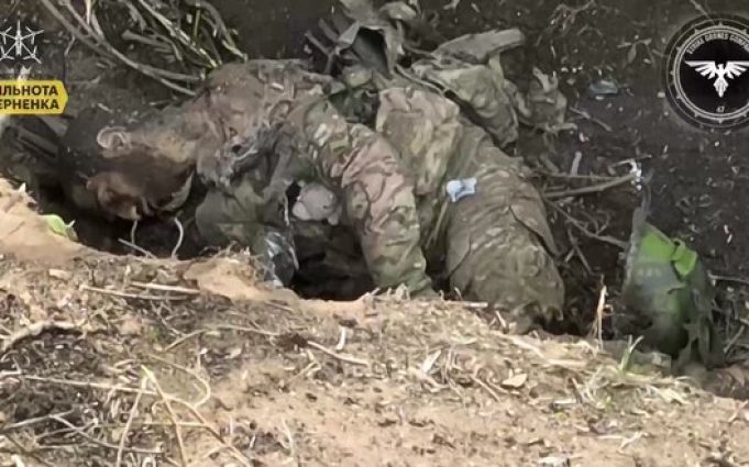 Воїни 47 ОМБр атакували групу спецназу РФ разом зі снайпером на околицях Бердичів. ВIДЕО Воїни-47-ОМБр-атакували-групу-спецназу-РФ-разом-зі-снайпером-на-околицях-Бердичів.-ВiДЕО