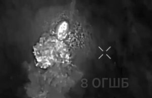 Оператор дрона коментує свою роботу у реальному часі: “Як вам фаєршоу? Дивись, як горить п#дар!... Оператор-дрона-коментує-свою-роботу-у-реальному-часі:-“Як-вам-фаєршоу?-Дивись,-як-горить-п#дар!.