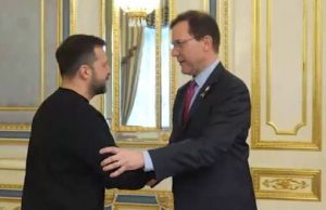 Зеленський зустрівся з двопартійною делегацією Конгресу США. ВIДЕО Зеленський-зустрівся-з-двопартійною-делегацією-Конгресу-США.-ВiДЕО