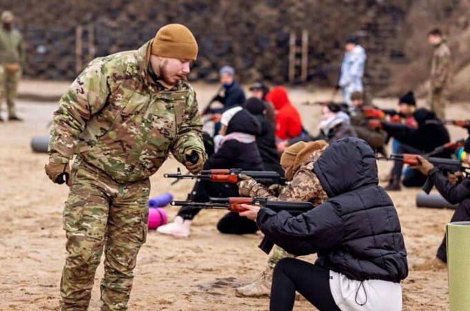 Мешканців Нововолинської громади запрошують на навчання з національного спротиву Мешканців-Нововолинської-громади-запрошують-на-навчання-з-національного-спротиву