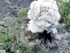 Детонація боєприпасів після удару дрона “Дикі шершні” по польовому складу окупантів. ВIДЕО Детонація-боєприпасів-після-удару-дрона-“Дикі-шершні”-по-польовому-складу-окупантів.-ВiДЕО