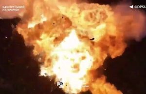 Прикордонники знищили два мотоцикли росіян на Бахмутському напрямку. ВIДЕО Прикордонники-знищили-два-мотоцикли-росіян-на-Бахмутському-напрямку.-ВiДЕО