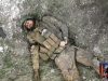 Окупант конає після вибуху боєприпаса, скинутого з українського дрона. ВIДЕО Окупант-конає-після-вибуху-боєприпаса,-скинутого-з-українського-дрона.-ВiДЕО