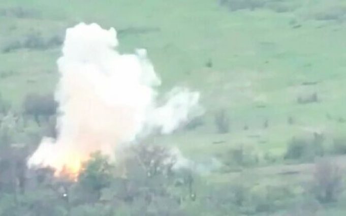 Українські захисники знищили ворожий міномет разом з БК. ВIДЕО Українські-захисники-знищили-ворожий-міномет-разом-з-БК.-ВiДЕО