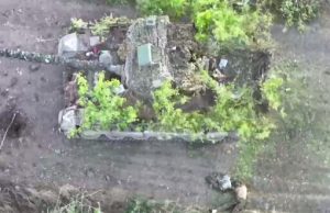 Танк окупантів горить на Авдіївському напрямку після спроби штурму позиції 47-ї ОМБр. ВIДЕО Танк-окупантів-горить-на-Авдіївському-напрямку-після-спроби-штурму-позиції-47-ї-ОМБр.-ВiДЕО