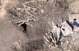 FPV-дрон 47-ї ОМБр знищив двох окупантів в їхній норі на Авдіївському напрямку. ВIДЕО fpv-дрон-47-ї-ОМБр-знищив-двох-окупантів-в-їхній-норі-на-Авдіївському-напрямку.-ВiДЕО