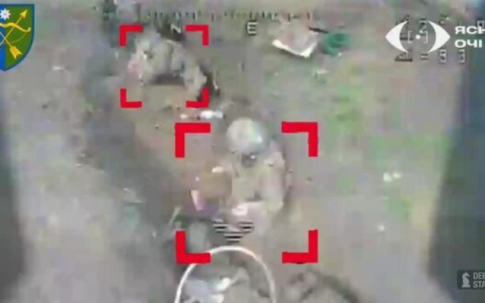 Бійці 23 ОМБр нищать російську піхоту в районі Очеретиного. ВIДЕО Бійці-23-ОМБр-нищать-російську-піхоту-в-районі-Очеретиного.-ВiДЕО