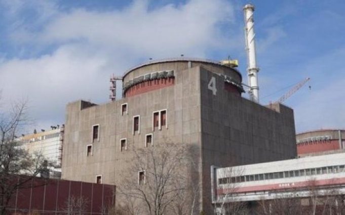 Росіяни використовують дрони-камікадзе над ядерними реакторами ЗАЕС, – ГУР МО. ВIДЕО Росіяни-використовують-дрони-камікадзе-над-ядерними-реакторами-ЗАЕС,-–-ГУР-МО.-ВiДЕО