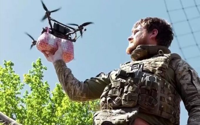 БІйці 126 бригади доставили побратимам на Херсонщину святкові паски. ВIДЕО БІйці-126-бригади-доставили-побратимам-на-Херсонщину-святкові-паски.-ВiДЕО